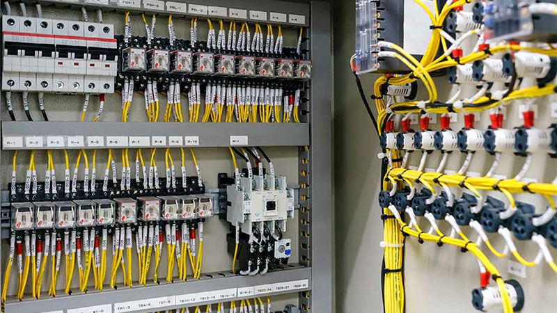 همه چیز درباره تابلو برق صنعتی