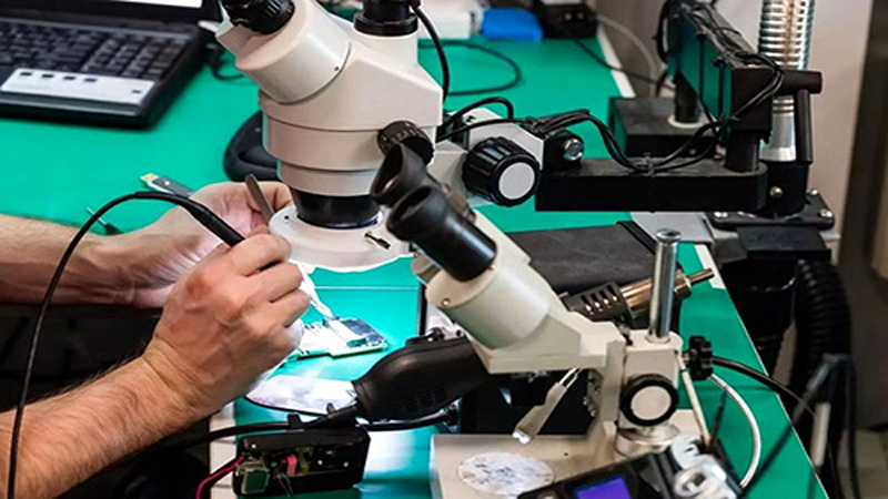 بهترین لوپ برای تعمیرات موبایل و تبلت