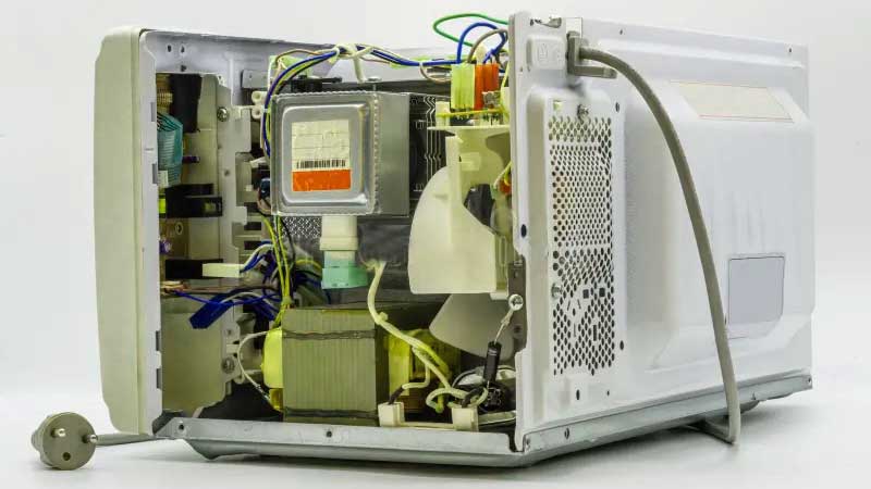 اجزای ماکروفر: قطعات اصلی و عملکرد آن‌ها