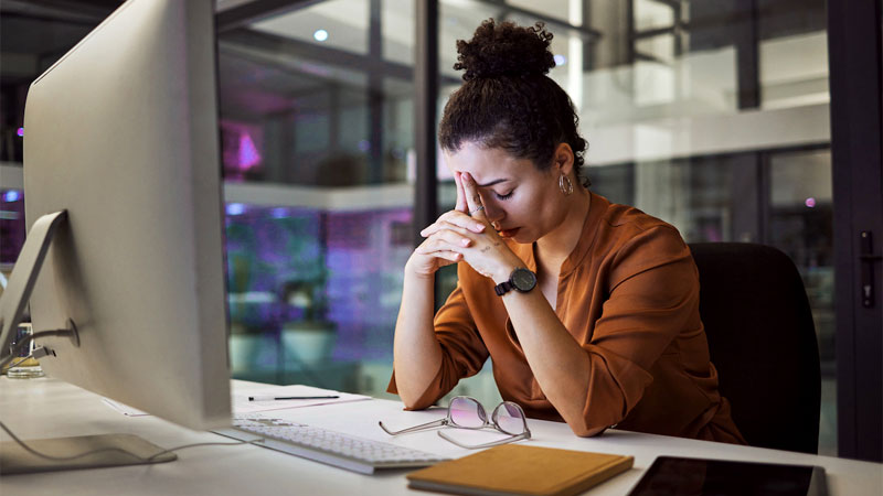 پردرآمدترین رشته‌های فنی و حرفه‌ای برای خانم‌ها ۱۴۰۵