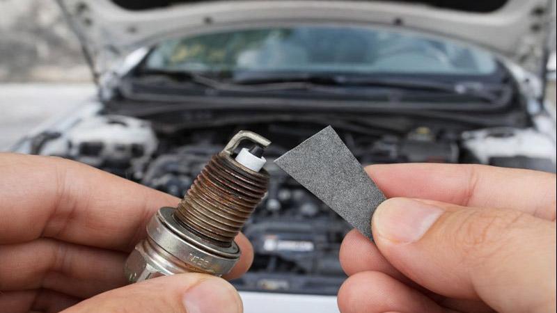 آموزش تمیز کردن شمع ماشین و راهکار عیب یابی شمع خودرو